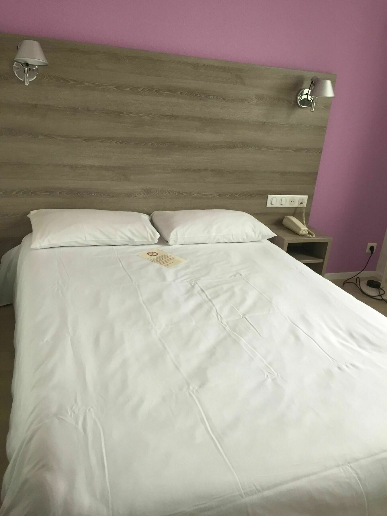 Brit Hotel Confort Nevers Centre Gare Exterior photo